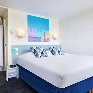 2* Hotel Kyriad Direct Le Bourget